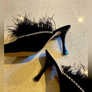 Gorgeous black suede and feather shoe. Gatsby parties Roaring 20’s Flappers